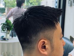 -艾米莉 烫染沙龙