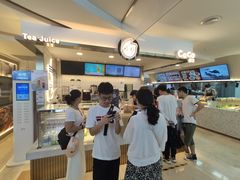 -CoCo都可(湖滨银泰店B区店)