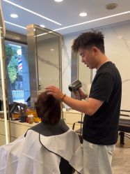 -蓝调造型·烫发·染发