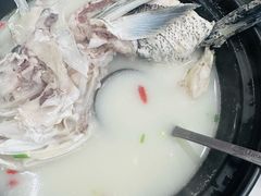 -万佛湖许老大铁锅鱼(黑金冠店)