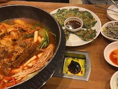 -喇喇排骨火锅·传统韩式脊骨汤(望京西园总店)