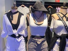 -Hollister(天环广场店)