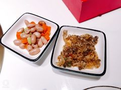 开胃小菜-领鲜天下·焗海鲜·花胶鸡(天目里店)
