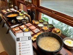-银米·云南传统过桥米线(双廊黑金冠店)