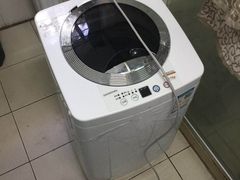 -红宝石·鲜奶小方·海派西点房(南丹店)