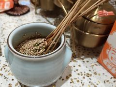 -小董哥烤串·爆汁大油边(故宫店)