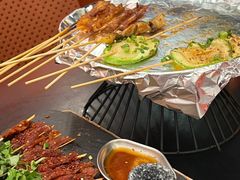 -何师烧烤Pro ··江湖川菜·小龙虾·精酿啤酒(太古里旗舰店)