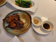 -深圳富苑皇冠假日套房酒店