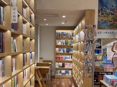 -猫的天空之城概念书店(景德镇陶溪川店)