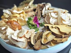 -野菌皇海景野生菌火锅(滨海大道店)