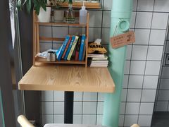 -蜜蜂小象·榴莲千层蛋糕(时代汇11栋店)