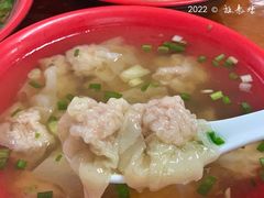 -张阿三馄饨店