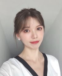 -AYO SALON