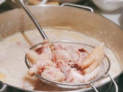 -尚尚仙·酸汤猪手·猪肚鸡火锅(华联万柳购物中心店)