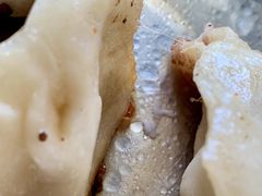 -黄阿姨锅贴大王(万航渡路店)