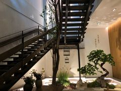 -蜜桃餐厅·伴山(湖滨商业街店)