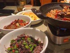 -老湖南民间菜·牛肉十八炒(花都店)