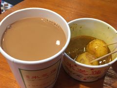 港式現拉絲襪奶茶-美芝莲(东方宝泰店)