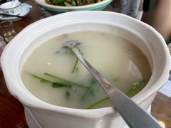 -凤阁楼果木烧鹅(鹤山陈山店)