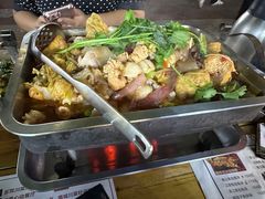 -后街佬·炭火鲜鱼杂(南城店)