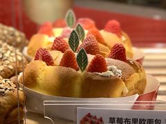 草莓布里欧面包-85度C(厦门中华城新店)