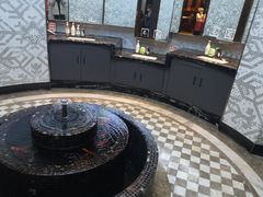 -海底捞火锅(杭州庆春路夜宵主题店)