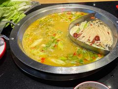 -谭公鱼头·鲜鱼火锅·小龙虾·江湖菜(秀沿路店)