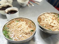 -正宗杨记普洱酸醋米线(总店)