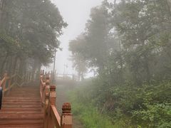 -天姥山