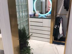 -海马体照相馆(环贸iapm大师爱情店)