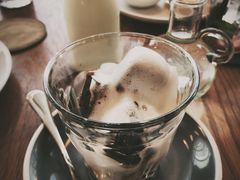 -ROAST coffee & eatery