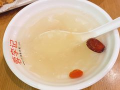 冰糖银耳羹-蓉李记成都名小吃(武汉菱角湖万达店)