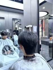 -米可造型烫发染发