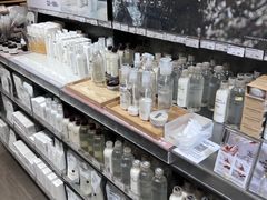 -MUJI无印良品(滨江宝龙城店)