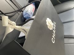 -CHANEL(恒隆广场店)