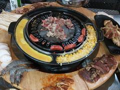 -胡悦里韩式烤肉(芝罘万达广场店)