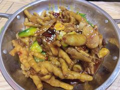 -江城燕子大排档(江汉路步行街店)