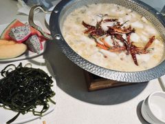 -小鱼小牛·鱼牛干锅·脆鱼火锅(世欧广场店)