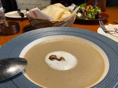 黑松露奶油蘑菇汤-布拉格餐厅· 中欧捷克菜(全国首店)