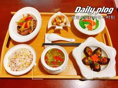 -臻爱住家月嫂育儿嫂(万达店)