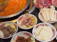 -沸炉重庆老火锅(军事博物馆店)