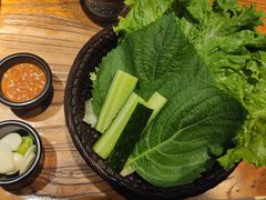 生菜拼盘-黑牛の店·和牛烧肉(大悦城店)