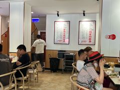 -闫家驴肉老店(华电一校店)