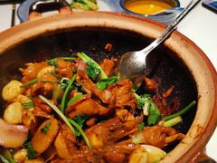 -八府香鸭·啫啫煲(华山路店)