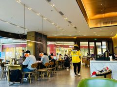 -星巴克臻选(深圳龙华红山天虹店)