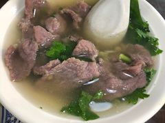 -杨三娘跷脚牛肉(羊子山西路店)
