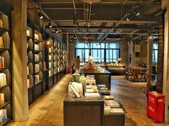 -阅西安新华书店(翠华南路店)