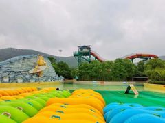 -汤山欢乐雪世界