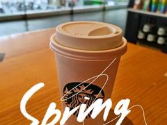 -星巴克(广州南站A18检票口楼上)