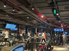-威尔仕健身会所(古北1699店)